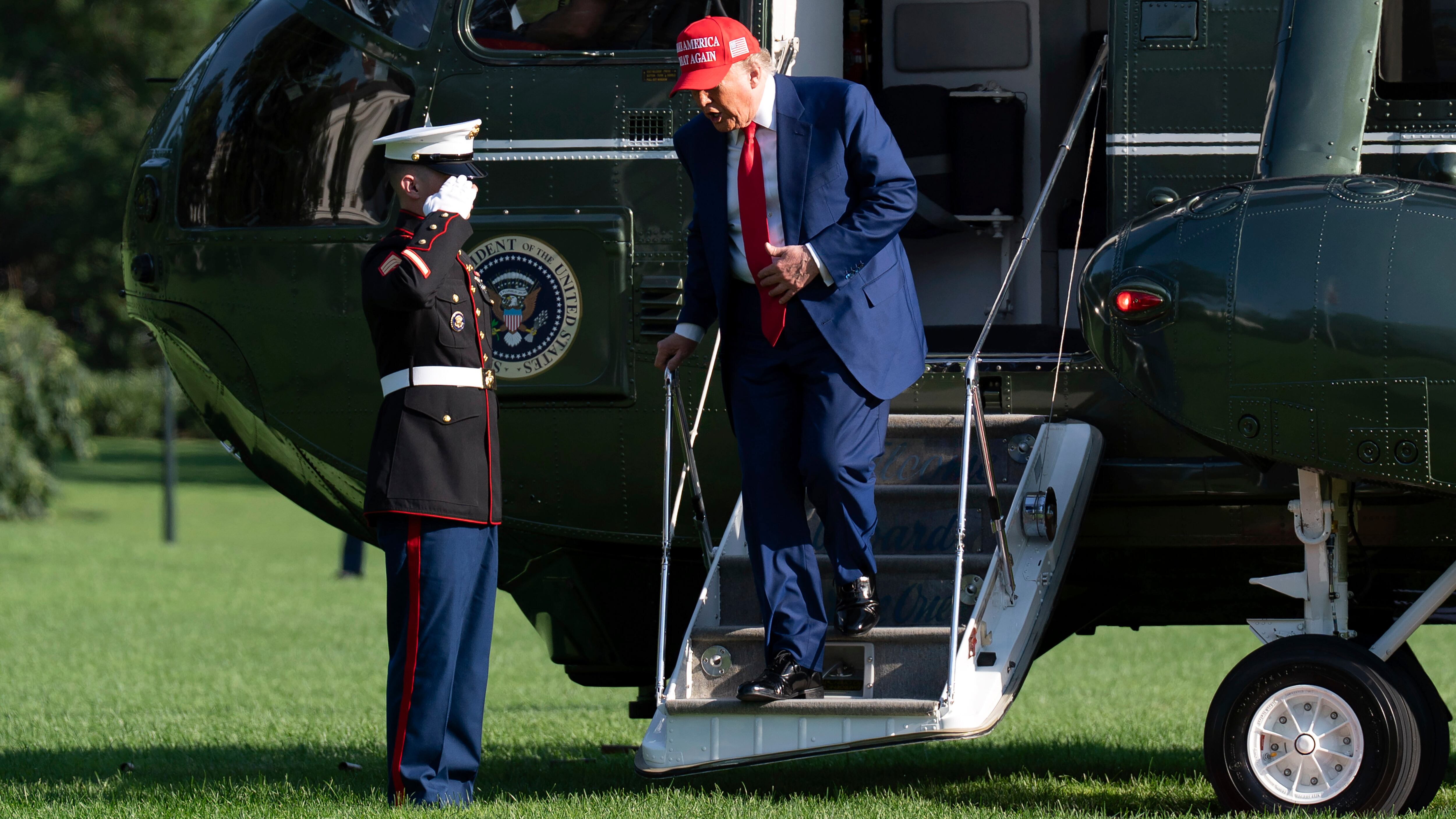 Legge di spesa, Trump minaccia. "Attenti, ricandidature a rischio"
