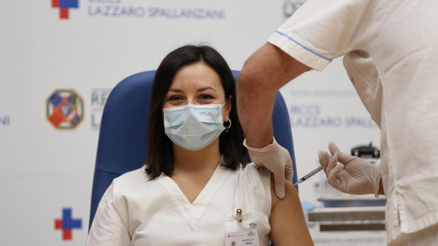 Vaccini, piano (flop) di Arcuri: ecco tutti i ritardi e gli errori