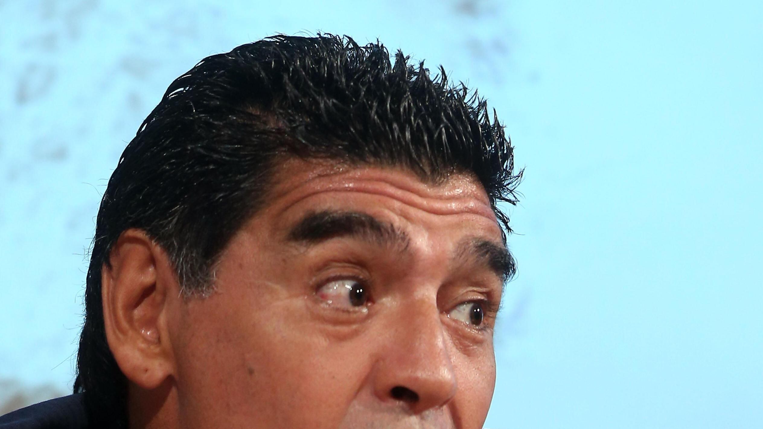 Sospesa l'esecutività delle richieste di Equitalia a Diego Maradona