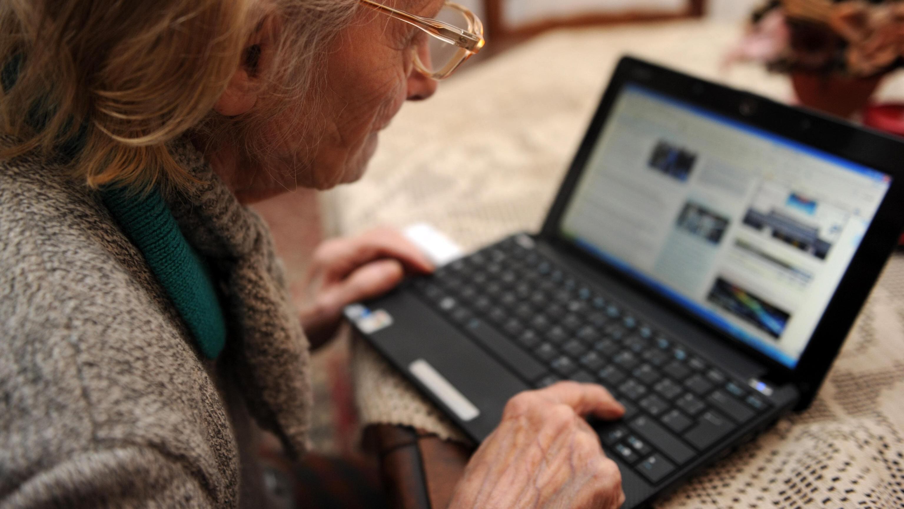 Canone anche sui computer. Rivolta contro l'estorsione Rai