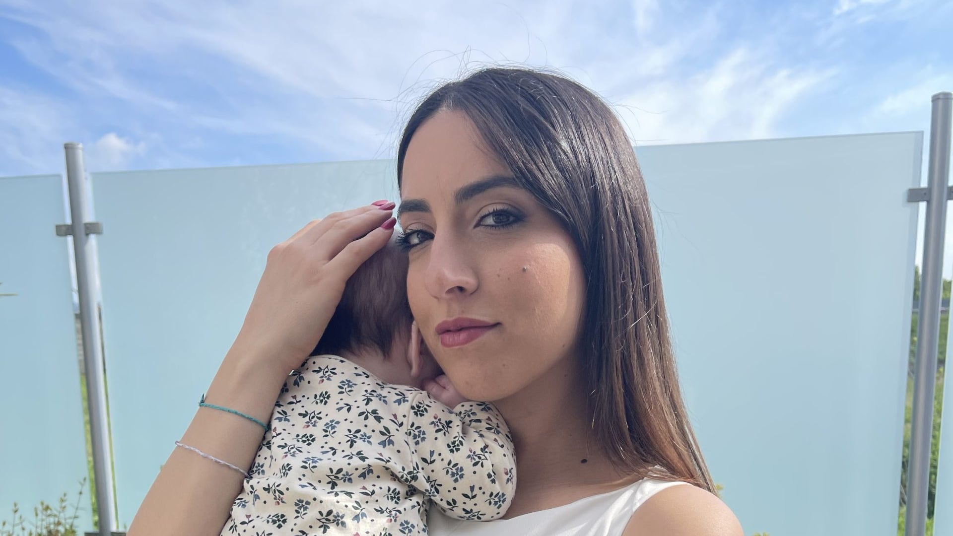 Diventa mamma dopo un tumore raro: è il primo caso al mondo