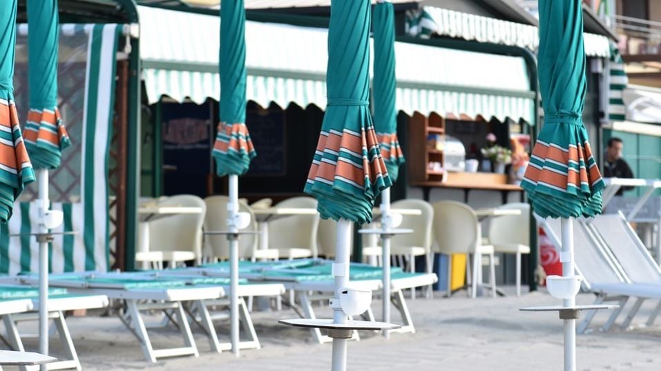 Ecco il nuovo Dpcm di Conte: che cosa ci aspetta in vacanza