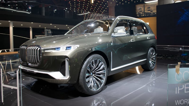 L'ordine di scuderia è di elettrificare. Il gigante X7 si presenta