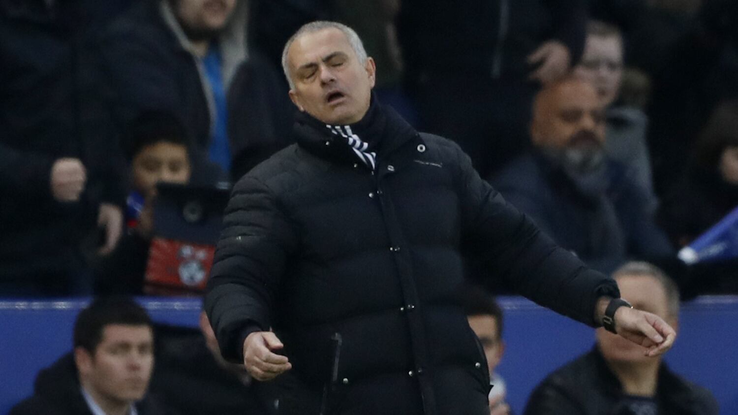 Mourinho: "Il Bayern? Vuole vincere facile, si compra il Borussia Dortmund"