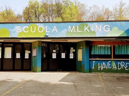 Tragedia sfiorata alla scuola elementare Martin Luther King di Milano