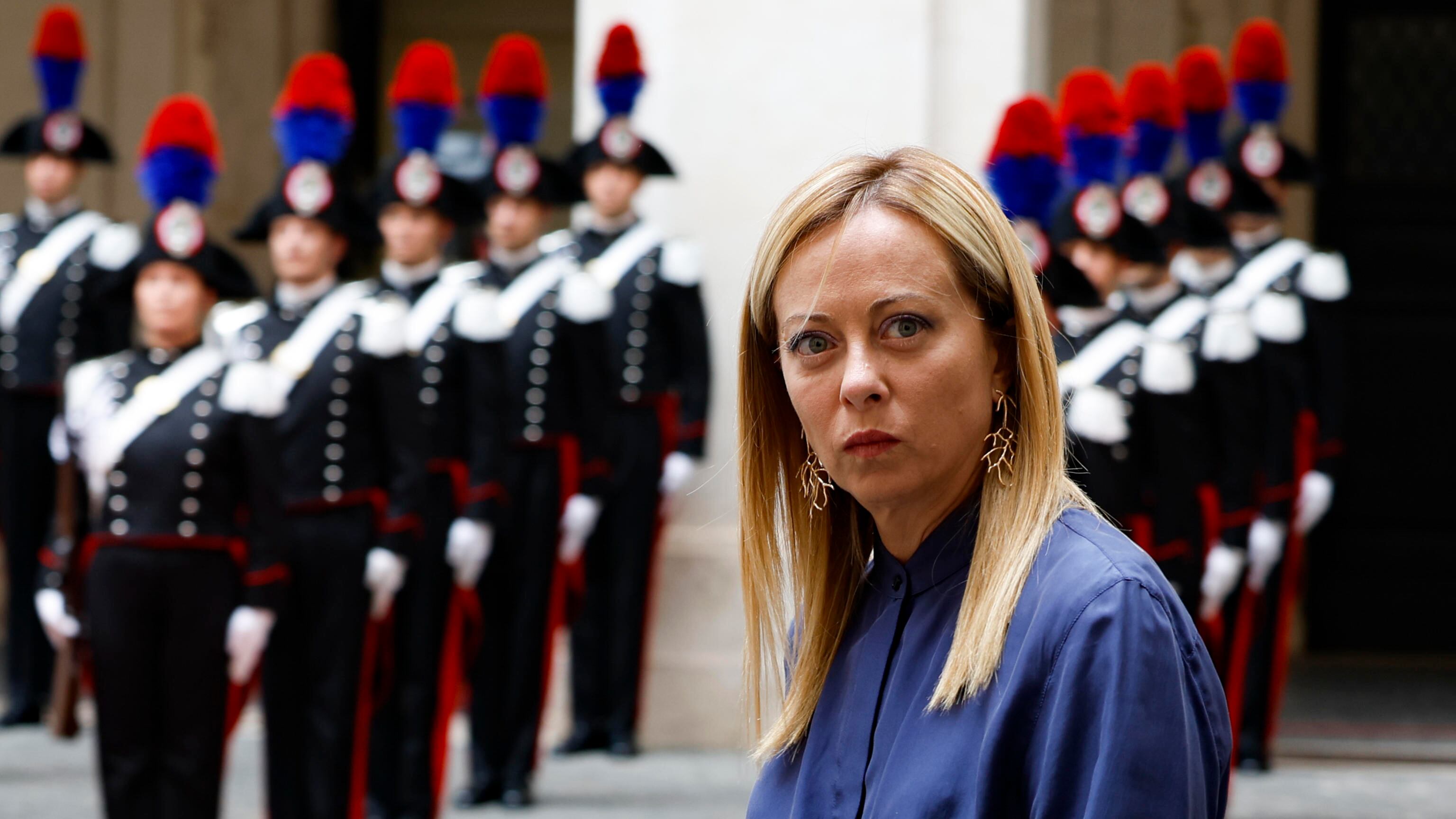 FdI torna sopra il 30%: il sondaggio che premia Meloni e gela la sinistra