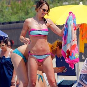 Ilary Blasi sexy conduttrice del Grande Fratello Vip 25
