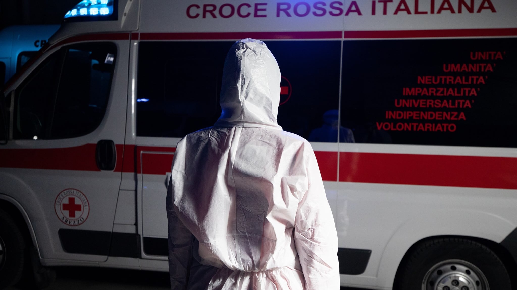 Privo di sensi su una panchina: 15enne in coma etilico per una scommessa