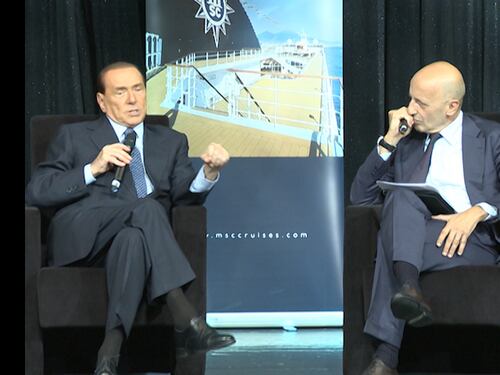 La promessa di Berlusconi: "Troppe tasse, abolirò l'Imu"