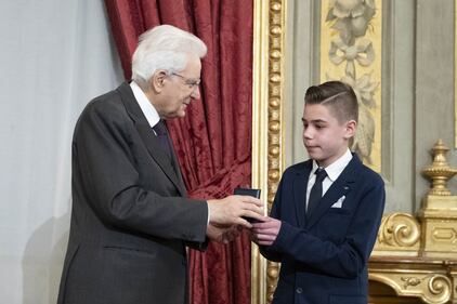 Il Presidente Mattarella consegna gli Attestati d’Onore ai nuovi Alfieri della Repubblica 2