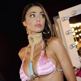Capriotti, primi scatti hot per il debutto su Instagram 5