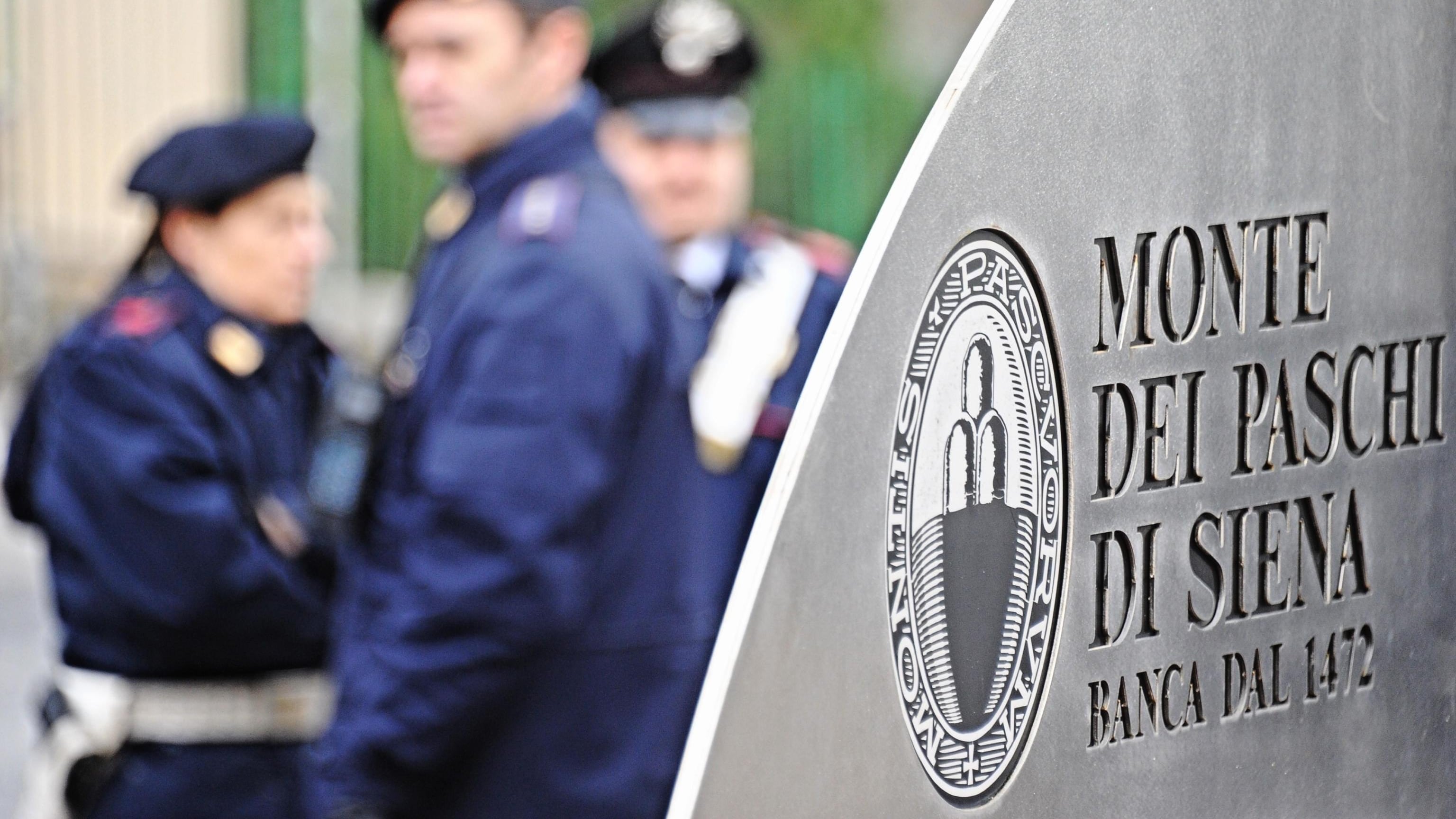Derivati, Trani indaga su cinque banche