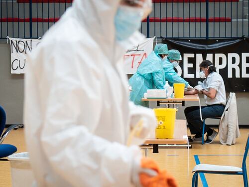 Al via i test sierologici per mappare la diffusione. Tamponi ancora al palo