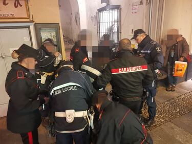 Africano reagisce al controllo: 4 agenti non riescono a fermarlo 2