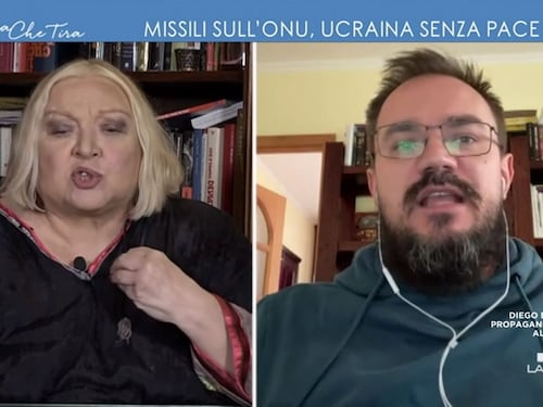 "Siete chiacchieroni", "Imbecille". Scontro tra il giornalista ucraino e la Maglie