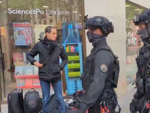 Francia, studenti pro Gaza occupano Sciences Po: caos e tafferugli