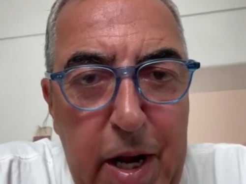 “Alla fiera di Report…”. Gasparri in versione Branduardi “le canta” a Ranucci