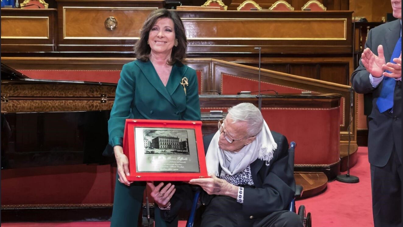 Casellati celebra il "Genio": premio alla carriera di Zeffirelli eccellenza italiana nel mondo