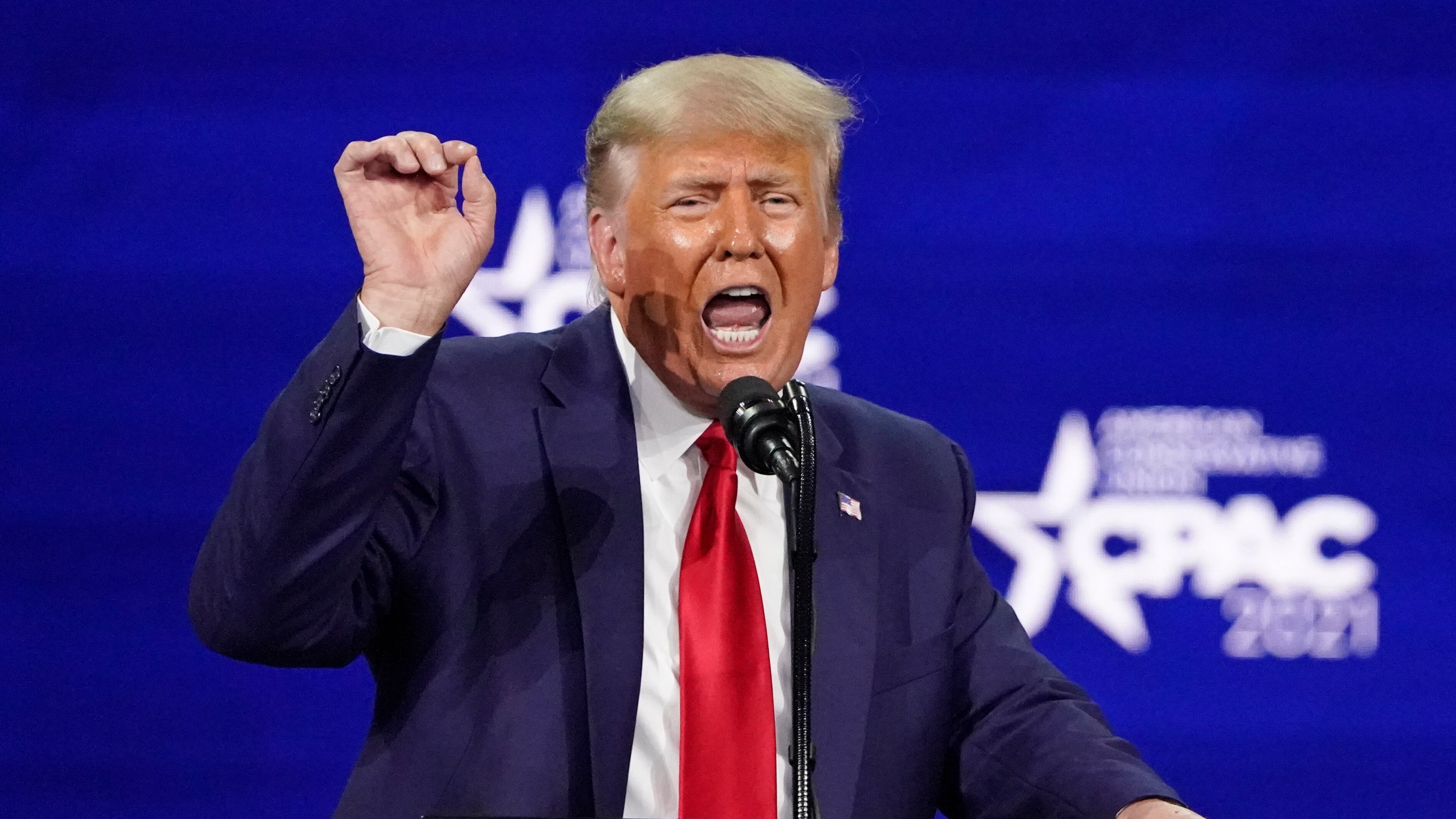 Trump zittito dai social apre la sua piattaforma: "Corrotti, la pagheranno"