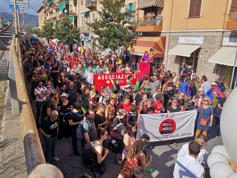 Francia chiude frontiere, ma no border protestano contro Italia "Salvini vaff..." 1