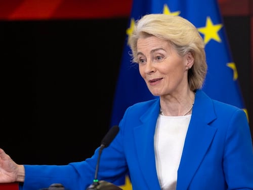 Von der Leyen: "Bene G7, scongiurato divieto a export diesel"