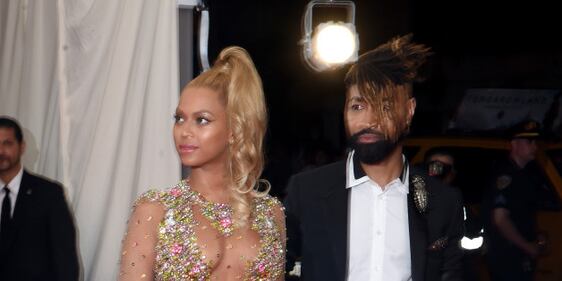 Beyoncé compie 35 anni: le foto più sexy 14