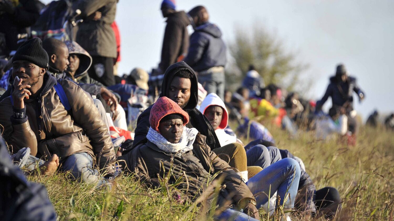 Migranti in cortile, ecco la nuova frontiera dell'accoglienza diffusa