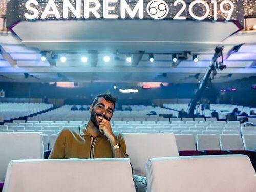 Sanremo 2019, Marco Mengoni dal Teatro Ariston: "Ci vediamo qui"