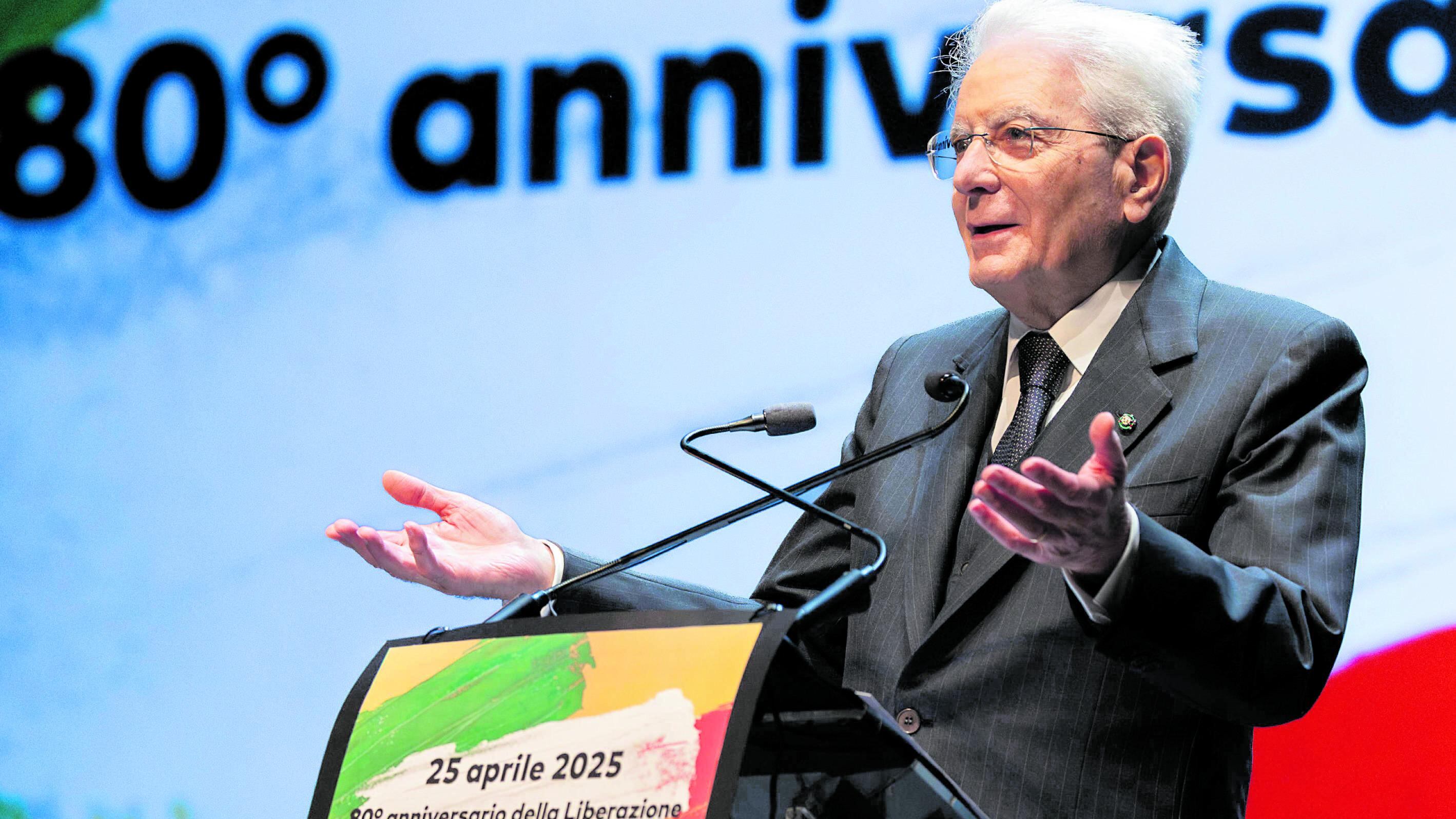 Mattarella tra Papa, Pertini e Ventotene. "Resistenza attuale"