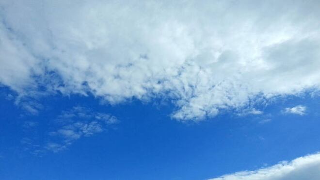 Meteo ferragosto, pioggia al Nord, sole al Sud. Temperature in calo