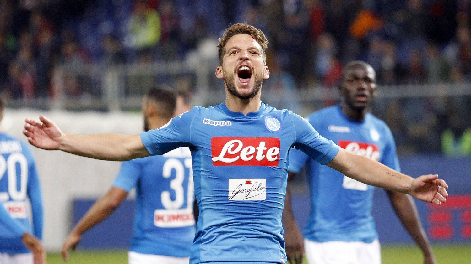 Serie A, il Napoli manda ko il Sassuolo e si riprende la vetta. Ko la Fiorentina