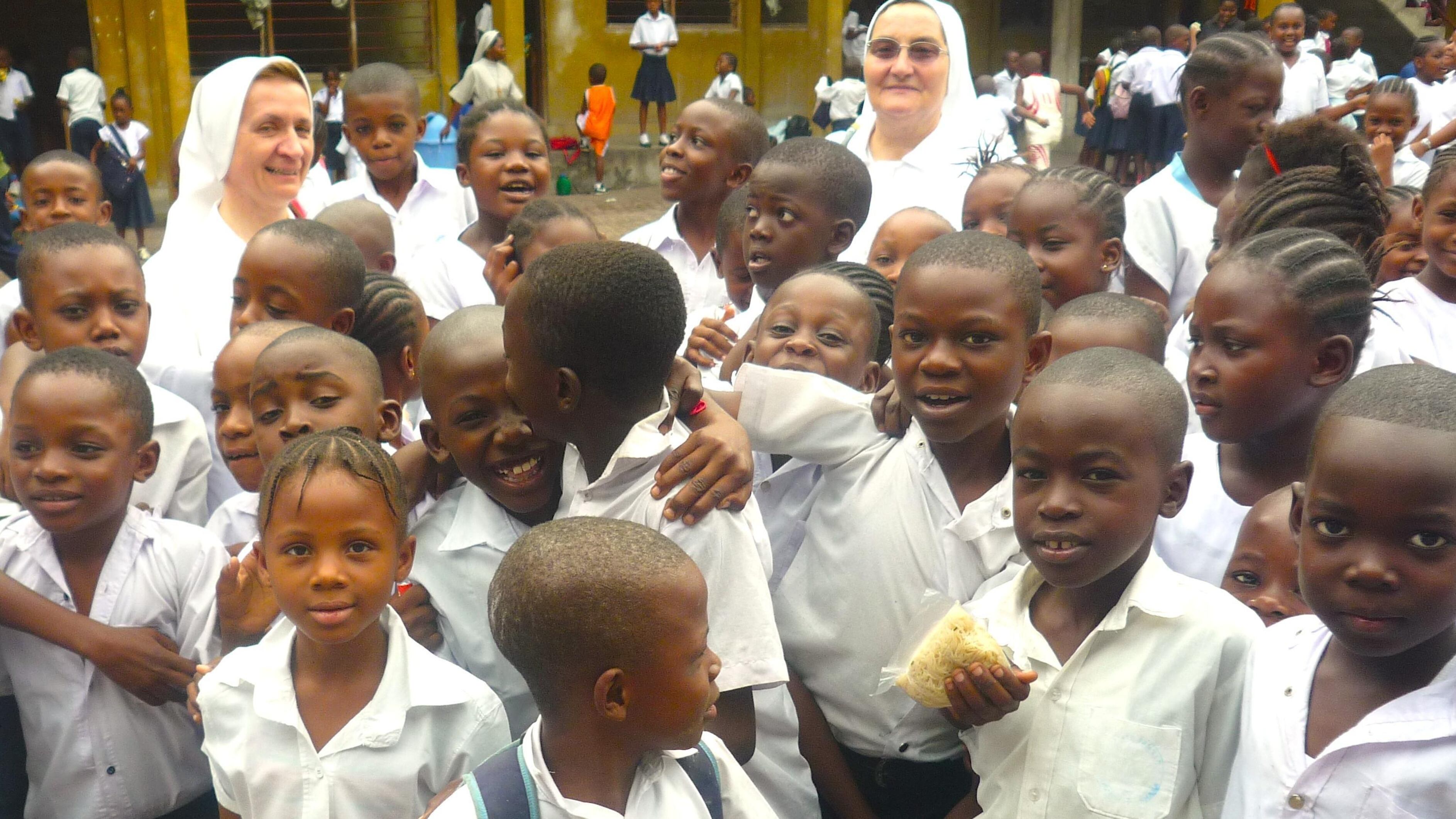 Che impresa aiutare i poveri in Africa