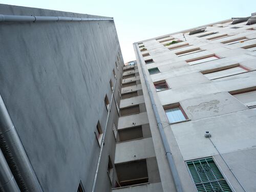 L'incubo delle case occupate: sfrattata una 90enne a Napoli