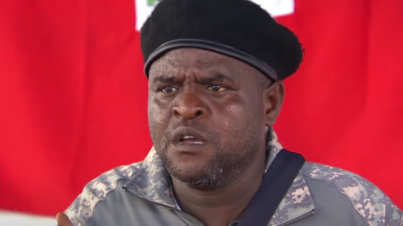 Chi è "El Barbecue", il signore della guerra di Haiti che vuole essere leader