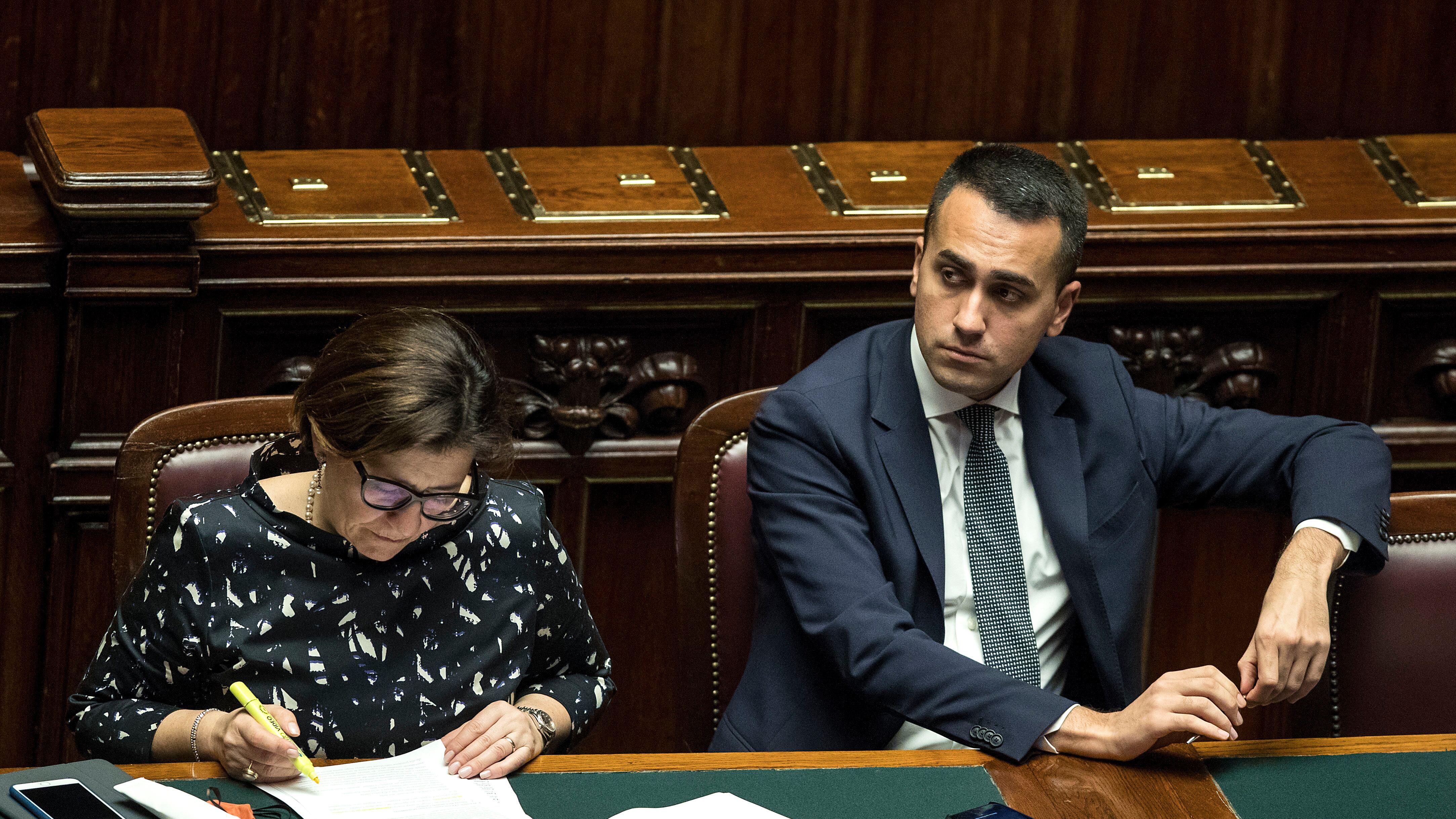 Open, Di Maio: "Parlamento indaghi sui finanziamenti". Italia Viva: "Fare luce anche su Casaleggio"