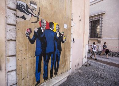 Di Maio, Zingaretti e Conte dipinti come le Tre Grazie 5