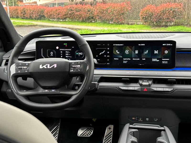 Kia EV9 AWD: guarda la gallery del SUV elettrico 7 posti super tecnologico 12