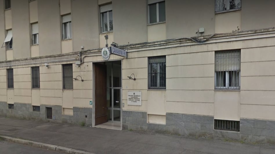 Parma, nigeriano colto a spacciare crack fugge e attacca carabinieri