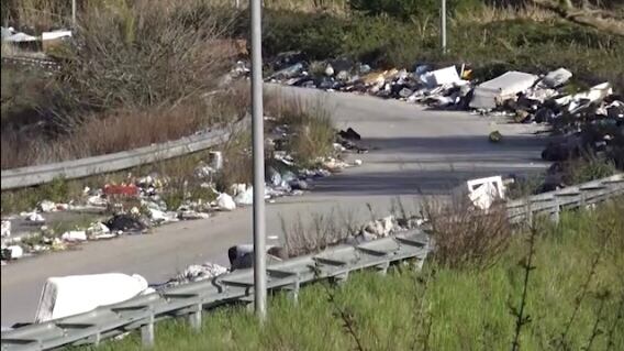 Il degrado della campagna romana, la Valle Galeria è una discarica a cielo aperto