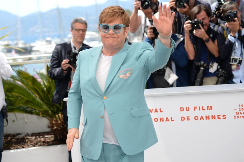 Elton John promuove "Rocket Man": foto 1