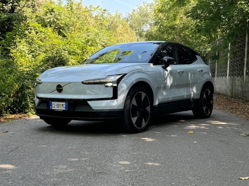 Volvo EX30, guarda la gallery del nuovo suv elettrico premium 2