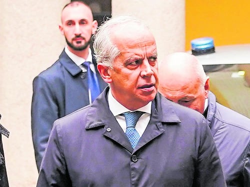 Piantedosi blinda subito Milano. I 500 parà schierati da sabato