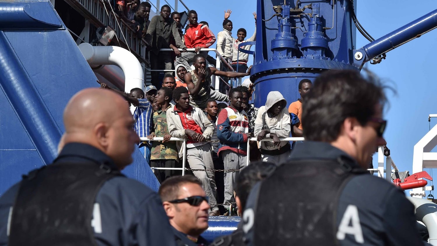 Ecatombe nel Mediterraneo: in due naufragi 200 vittime