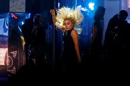 Lady Gaga e il Principe William 29