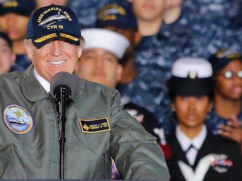 Trump annuncia la dodicesima portaerei e una flotta di 355 navi