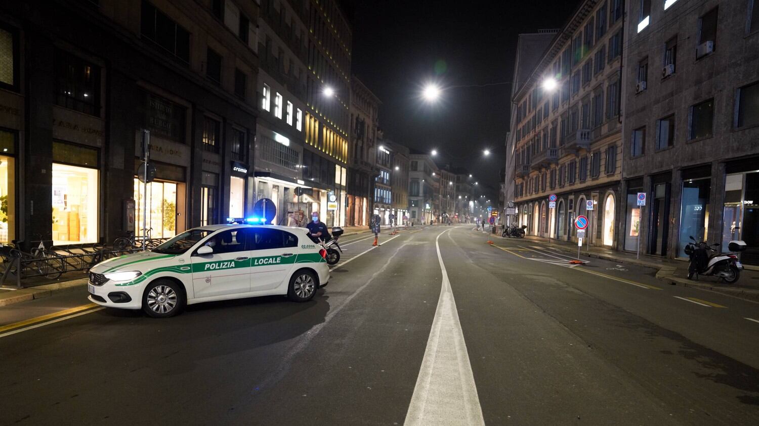 Cambia l'orario del coprifuoco. Scordatevi Natale e Capodanno
