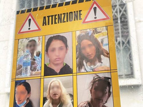"Il carcere? Non rischio nulla". La borseggiatrice si vanta: "Coi furti intasco mille euro al giorno"