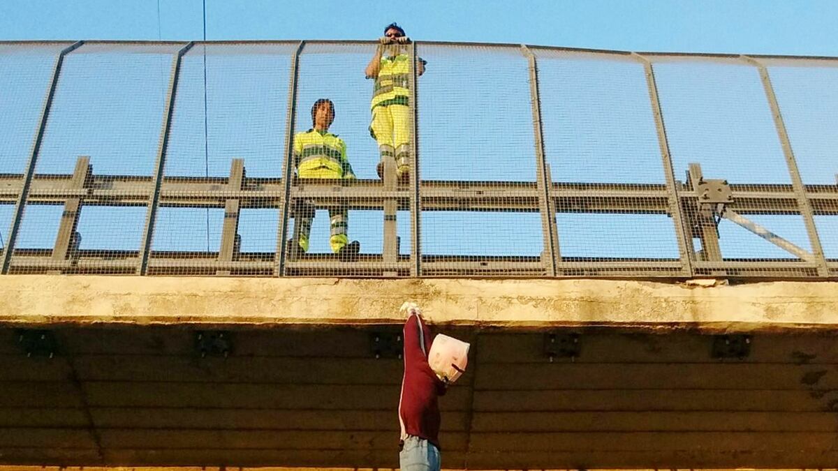 Appese manichino "per scherzo": denunciato 30enne ligure
