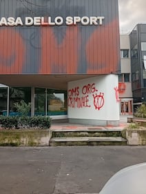 L'atto vandalico contro la Casa dello Sport: ecco lo sfregio dei Guerrieri V_V 3