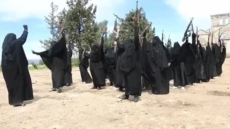 Le guerriere della Jihad in Siria 6